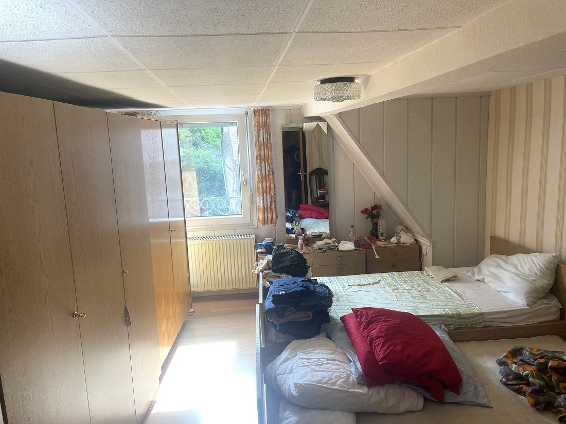 Schlafzimmer DG (ca 15 qm) 