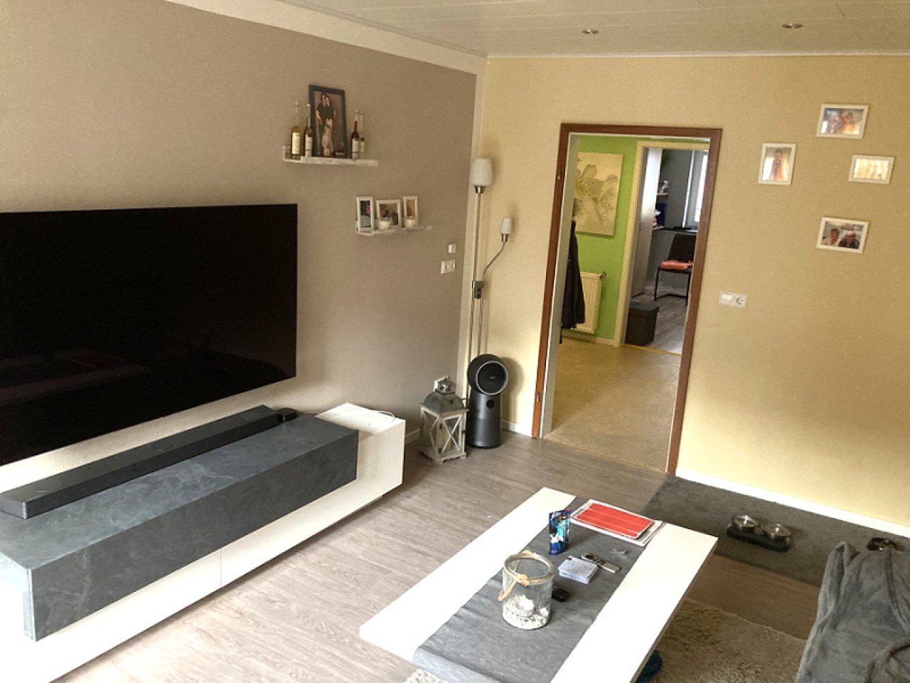 2. OG / derzeit erstes Wohnzimmer 2. OG / derzeit erstes Wohnzimmer