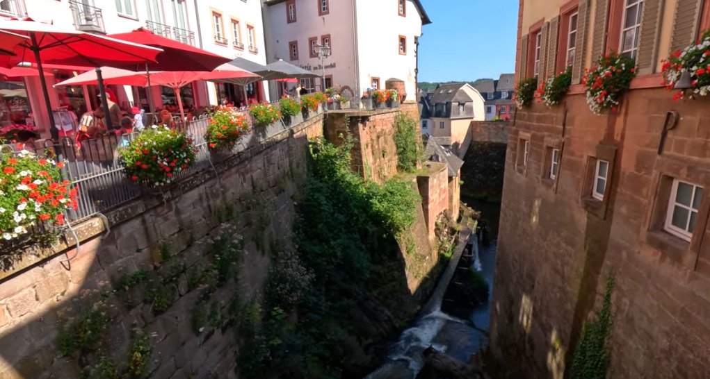 Gastronomie am Wasser in Saarburg 